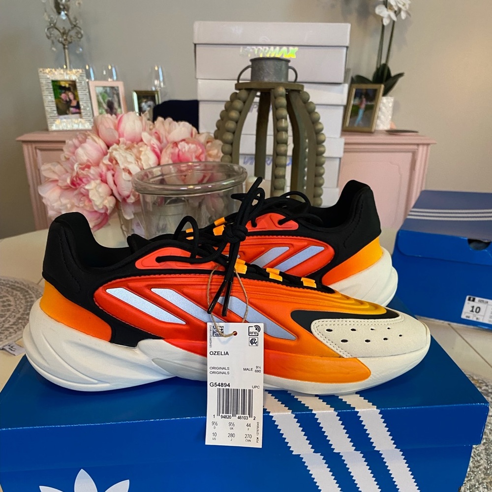 Adidas Ozelia Mens Size 10